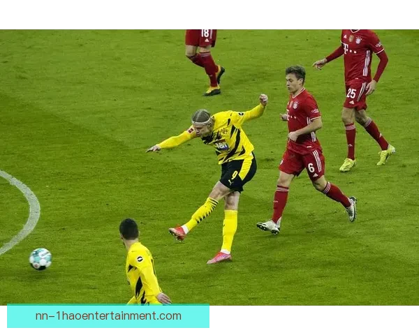 哈兰德在德甲对阵巴黎圣日耳曼关键战役中的决定性作用分析